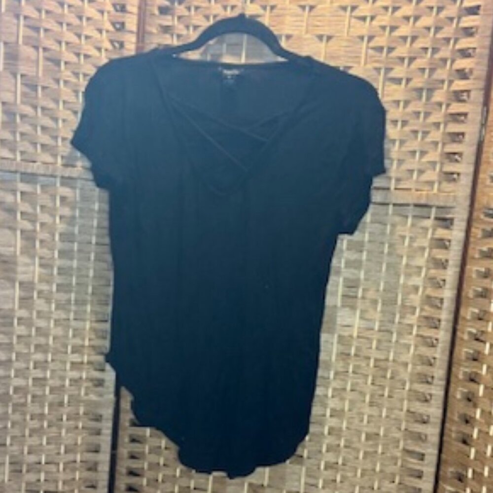 Rue21 | Black | Criss-Cross V-Neck Short Sleeve Tee